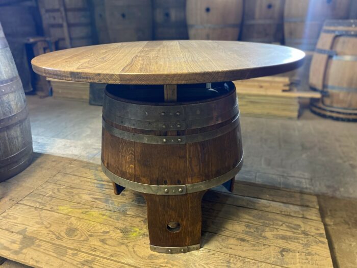 Fass-Tisch aus Eiche mit Holzplatte – Bild 3