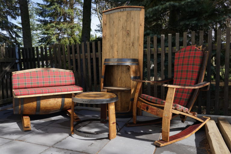 Fass-Gartentisch aus Whiskyfass 190L – Bild 4