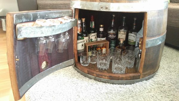 Fass-Couchtisch aus Eichenfass 225L - Online-Shop von Whisky & Genuss